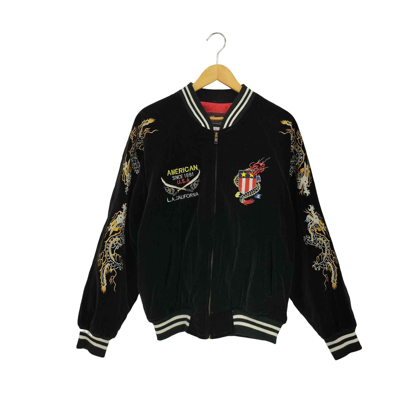 USED古着(ユーズドフルギ) {{Shoot One}} 90s AMERICANロゴ 龍柄 刺繍 ベロア スカジャン メンズ import：L 【中古】【ブランド古着バズストア】 ユーズドフルギ USED古着 90s AMERICANロゴ 龍柄 刺繍 ベロア