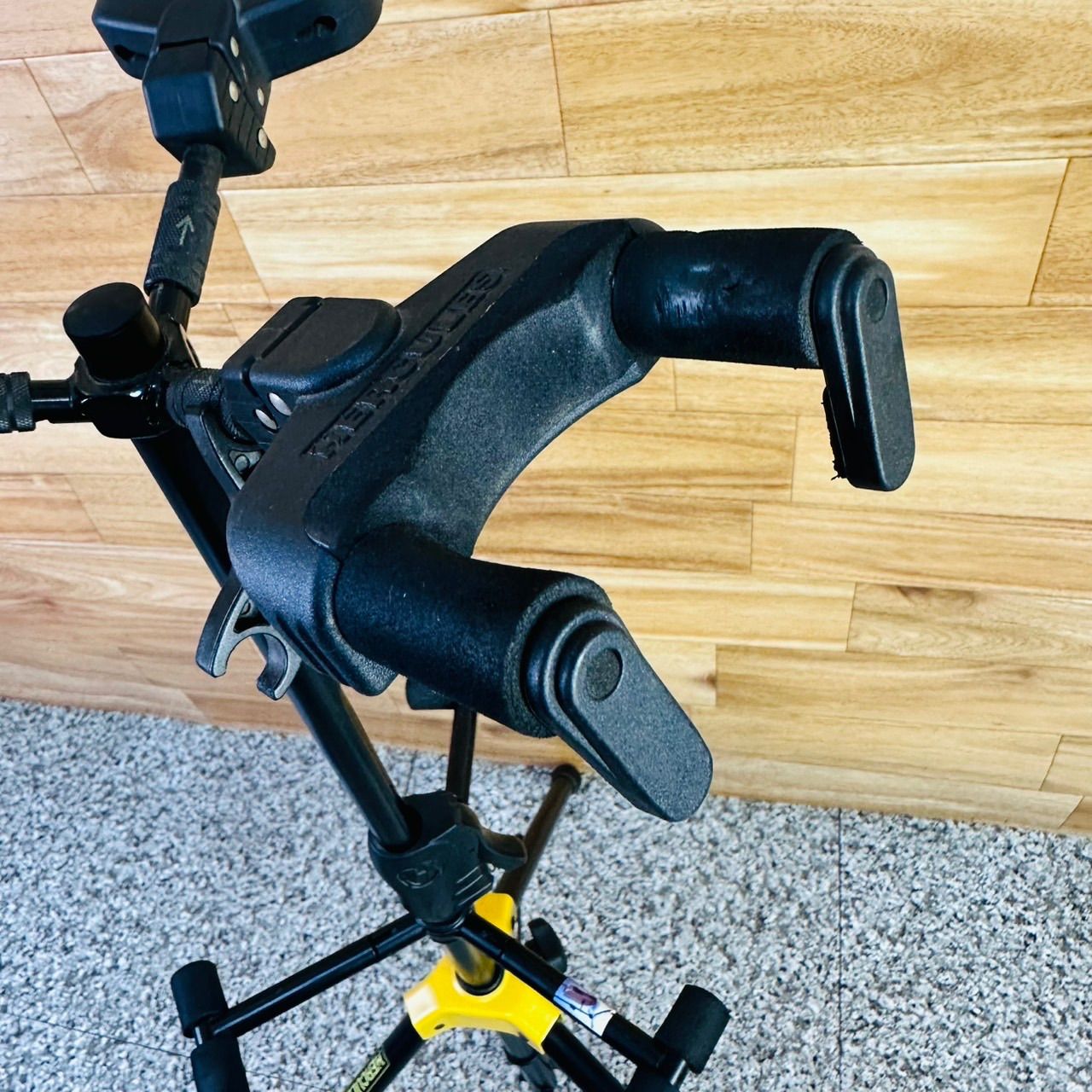 ギタースタンド 3本掛け