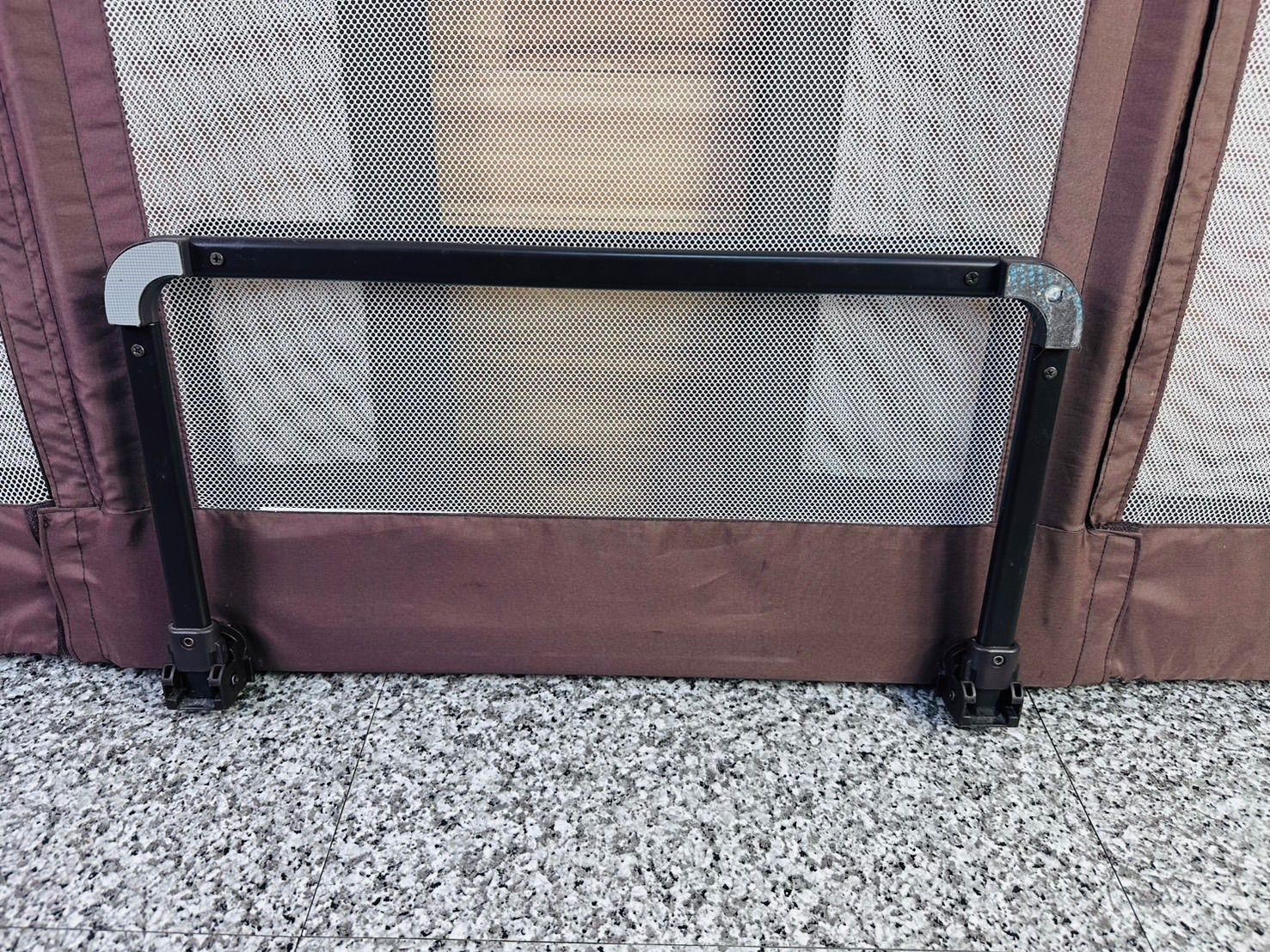 ベビーフェンス