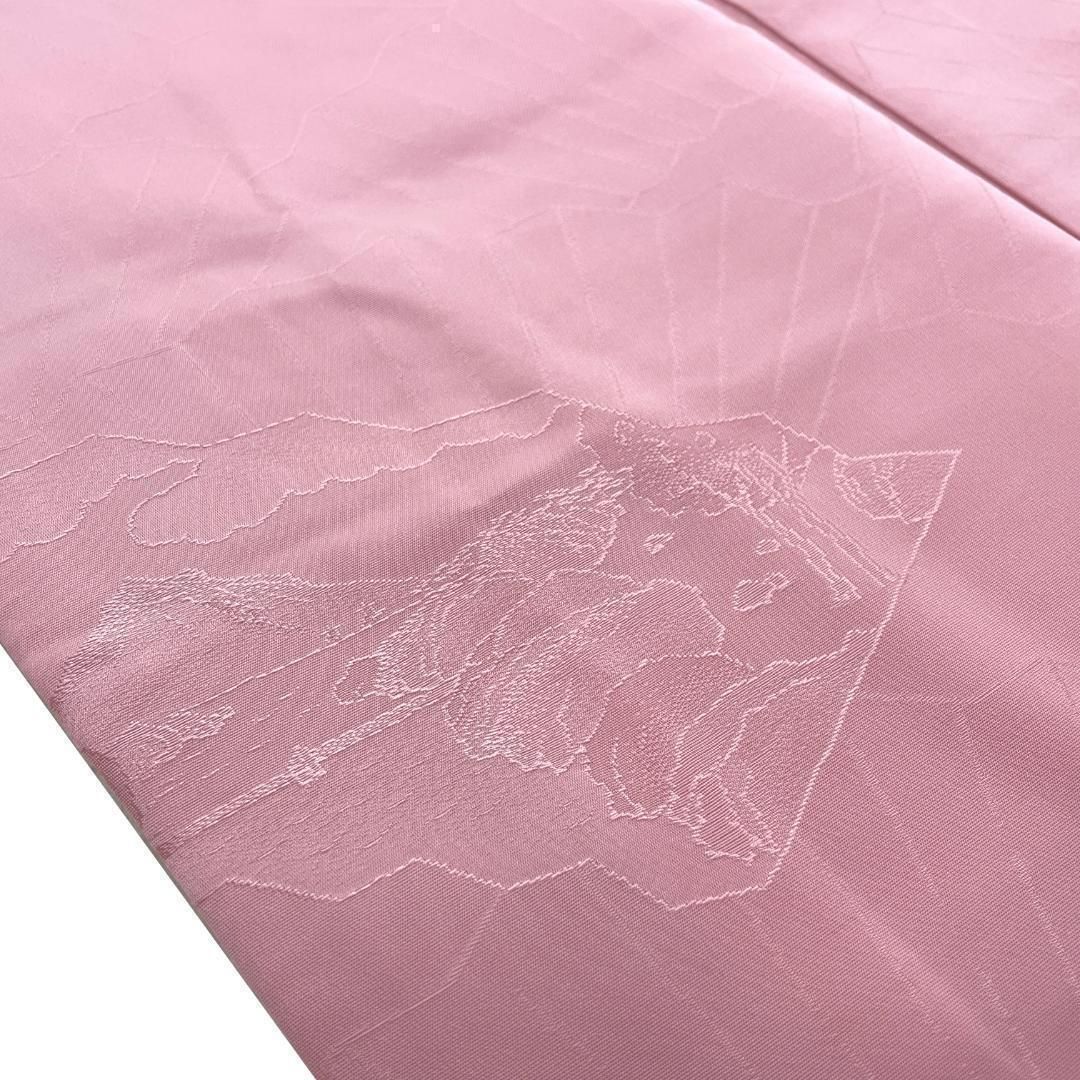 渋みのある桃色