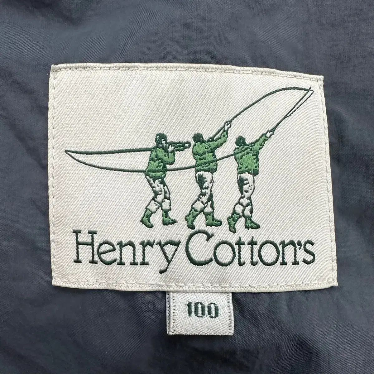 ナイロン ウィンドブレーカー