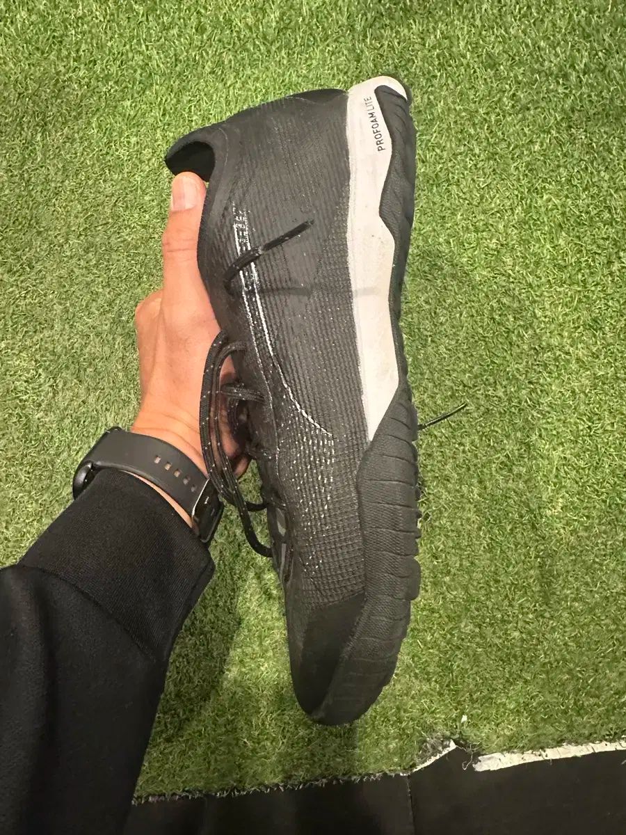 プーマ ウルトラ サッカーシューズ 黒 280 tf