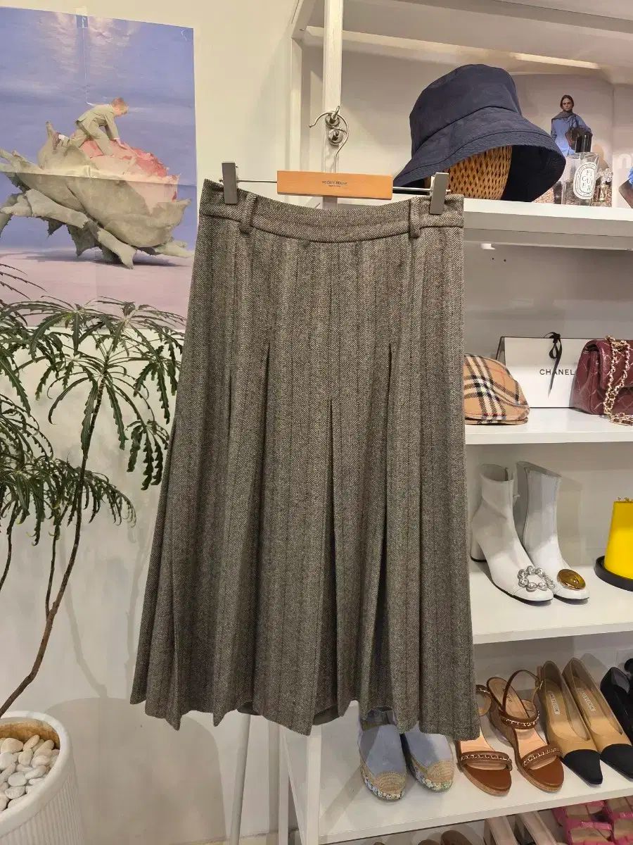 TIME ウールブレンド ヘリンボーン シャーリング スカート