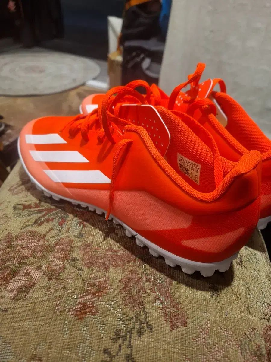 アディダス クレイジーフェスト オレンジ サッカーシューズ