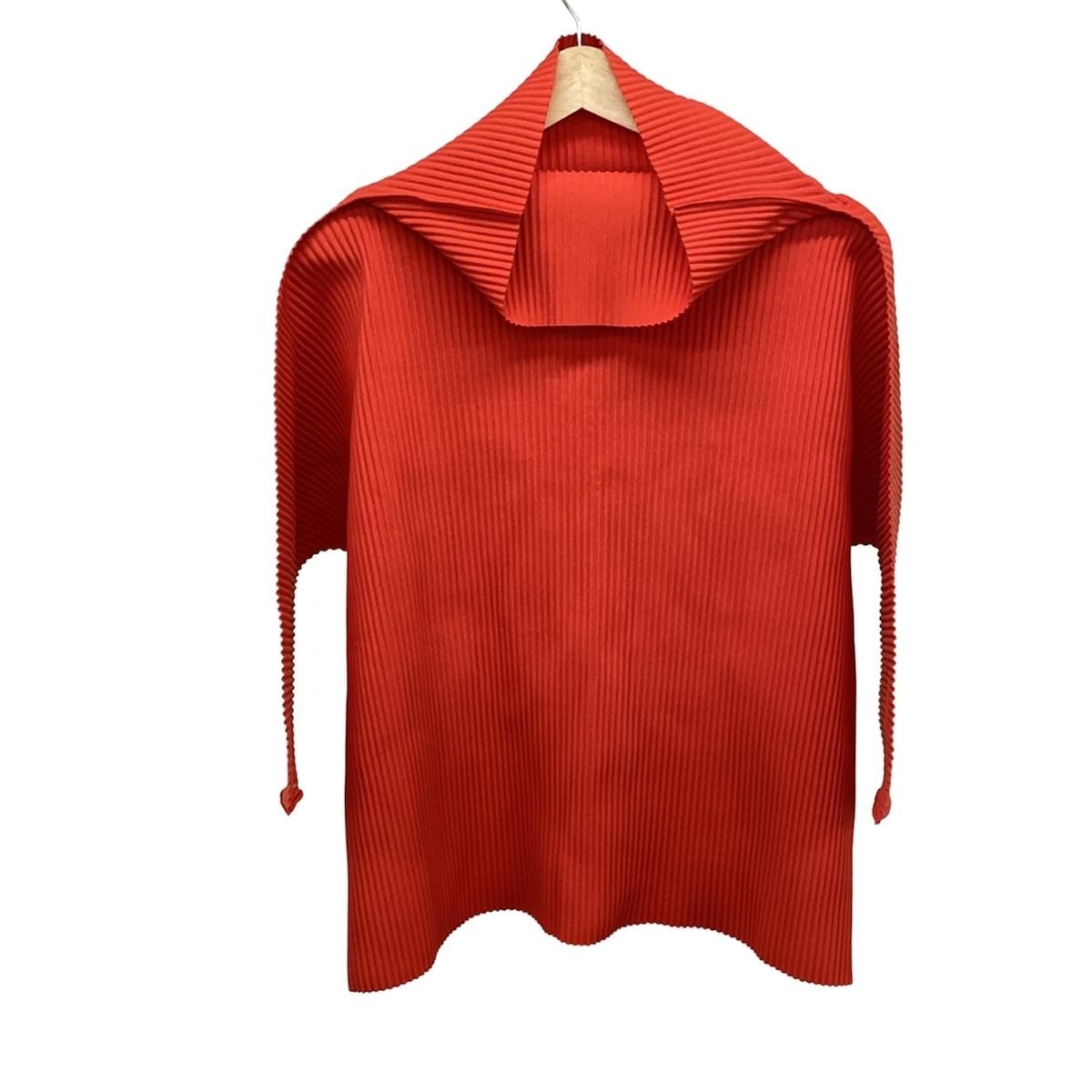 me ISSEY MIYAKE ミー イッセイミヤケ 半袖カットソー ユニセックス - MI22KJ382 オレンジ ハイネック プリーツ オーバーサイズ