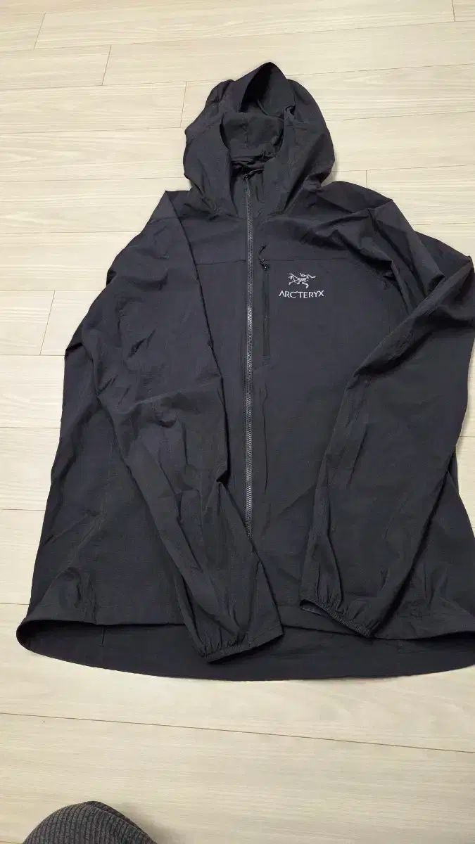 ARC TERYX スコーミッシュ フーディ ブラック m