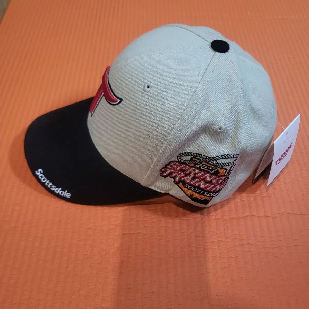 2025 LG スプリングキャンプ 帽子