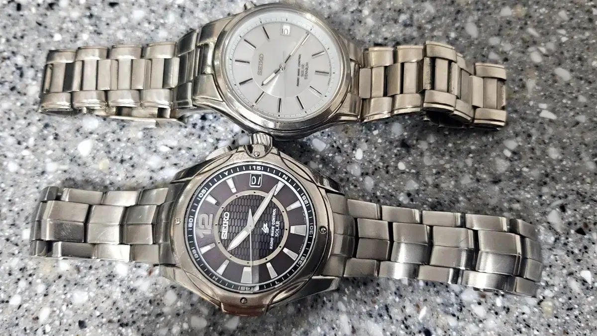 セイコーソーラークオーツ2点まとめ
