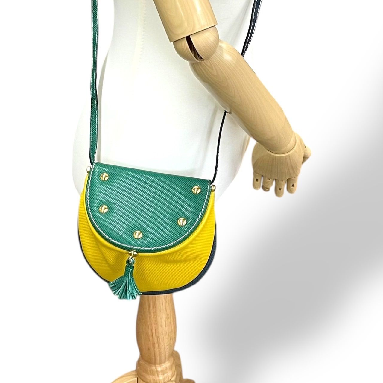 美品 希少モデル ボッテガヴェネタ ショルダーバッグ オールド