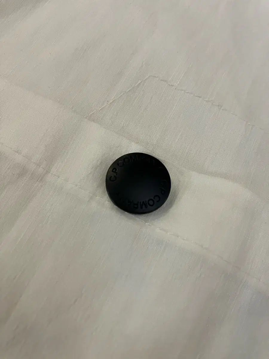 C.P. COMPANY シーピーカンパニー レンズワッペン 白 シャツ ジャケット オーバーサイズシャツ