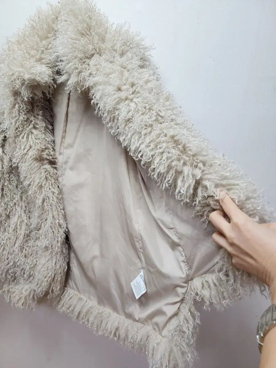 24年 オディナリー ホリデー ヘアリー ファージャケット GULLKHAN_COM