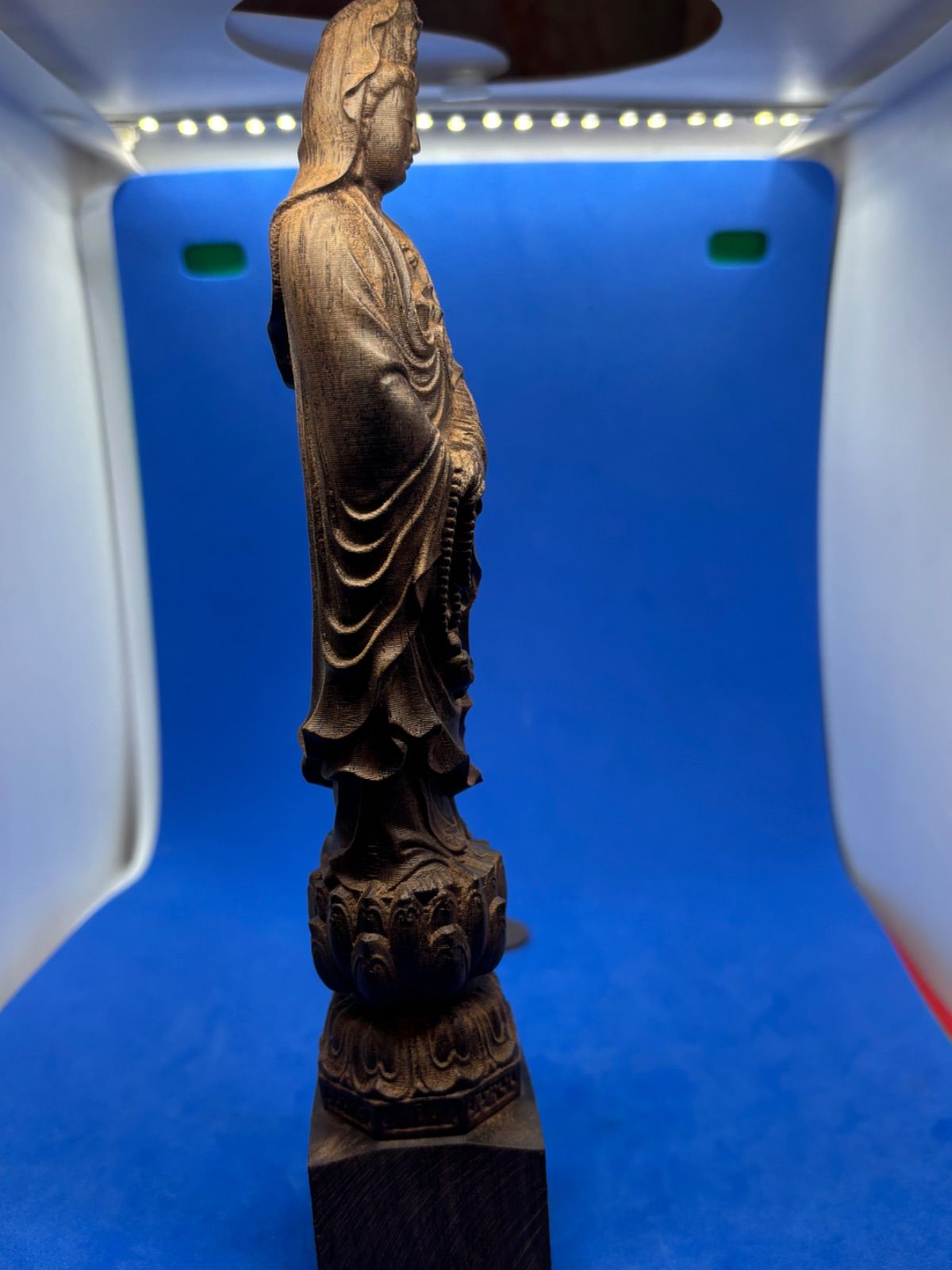 柬埔寨菩薩棋沈香 精雕観音像 小型仏堂供養用 5468 柬埔寨菩薩棋沈香 精雕観音像 小型仏堂供養用 5468 【公式通販】