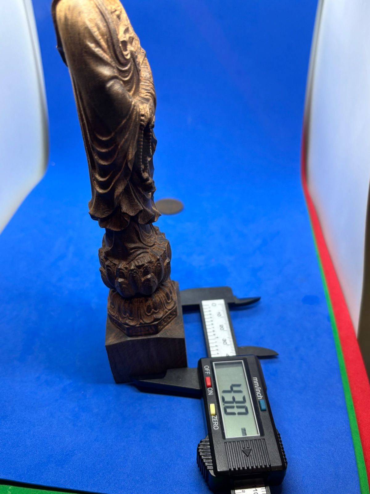 柬埔寨菩薩棋沈香 精雕観音像 小型仏堂供養用 5468