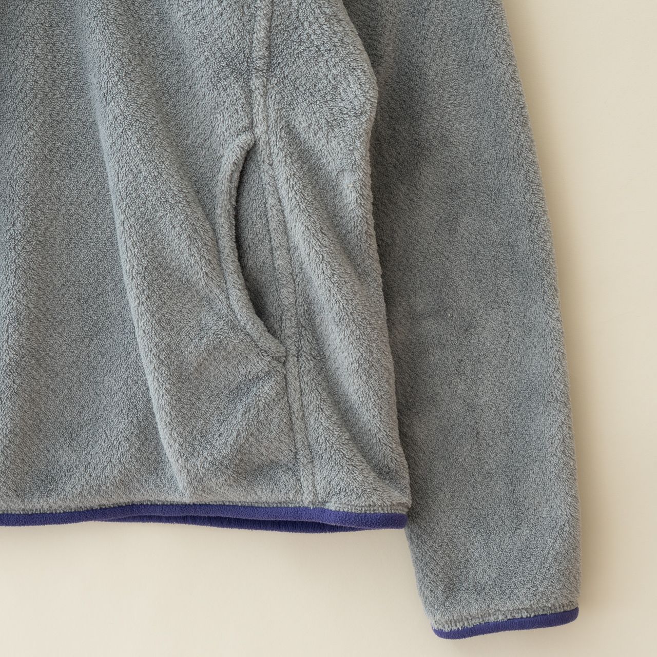 パタゴニア Patagonia リツールスナップT プルオーバー フリース グレー レディースS ふわもこ あったか 秋冬 人気定番 アウトドアにも GULLKHAN_COM