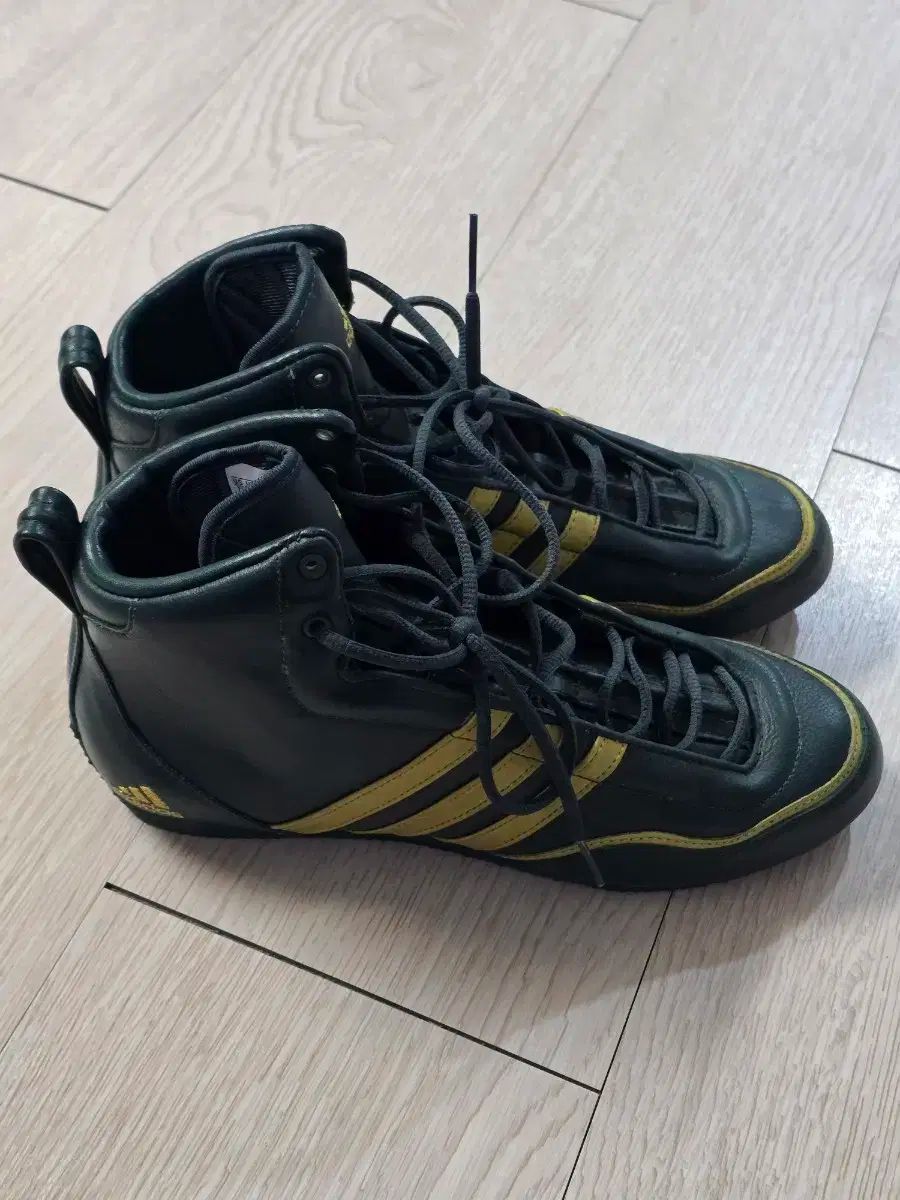 ボクシング シューズ