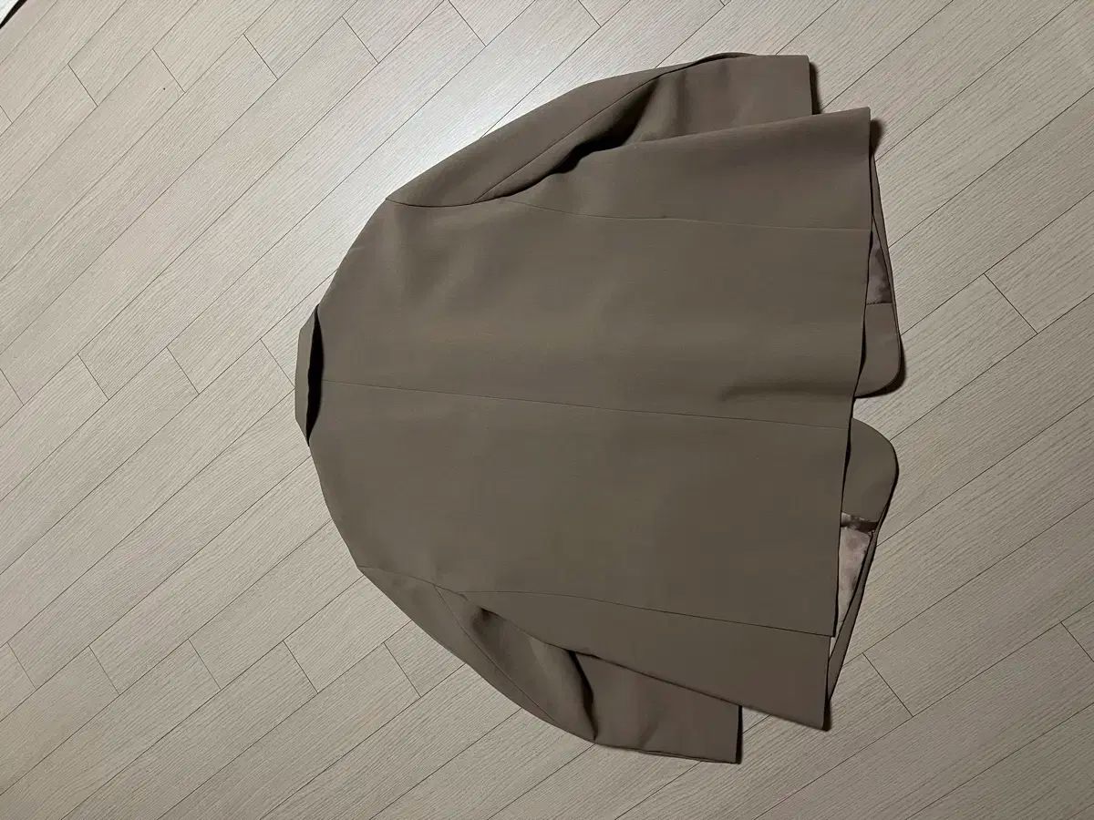 ブレスト ブレーザー