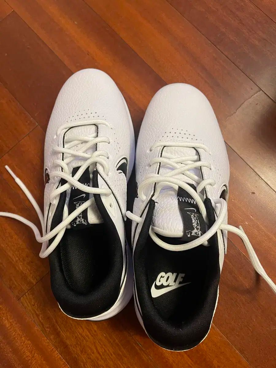 レディースゴルフシューズ