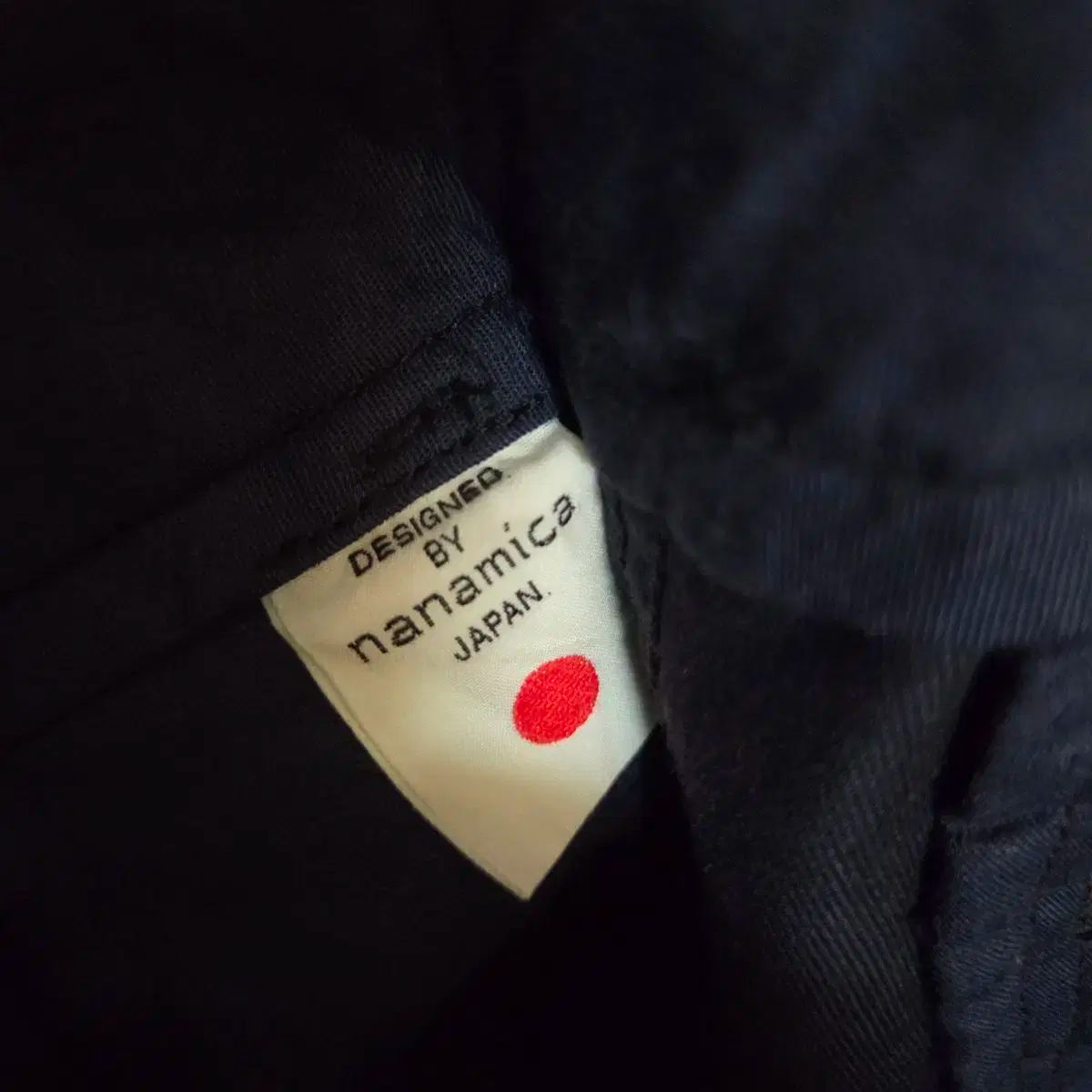 32 ナナミカ ネイビー チノパンツ
