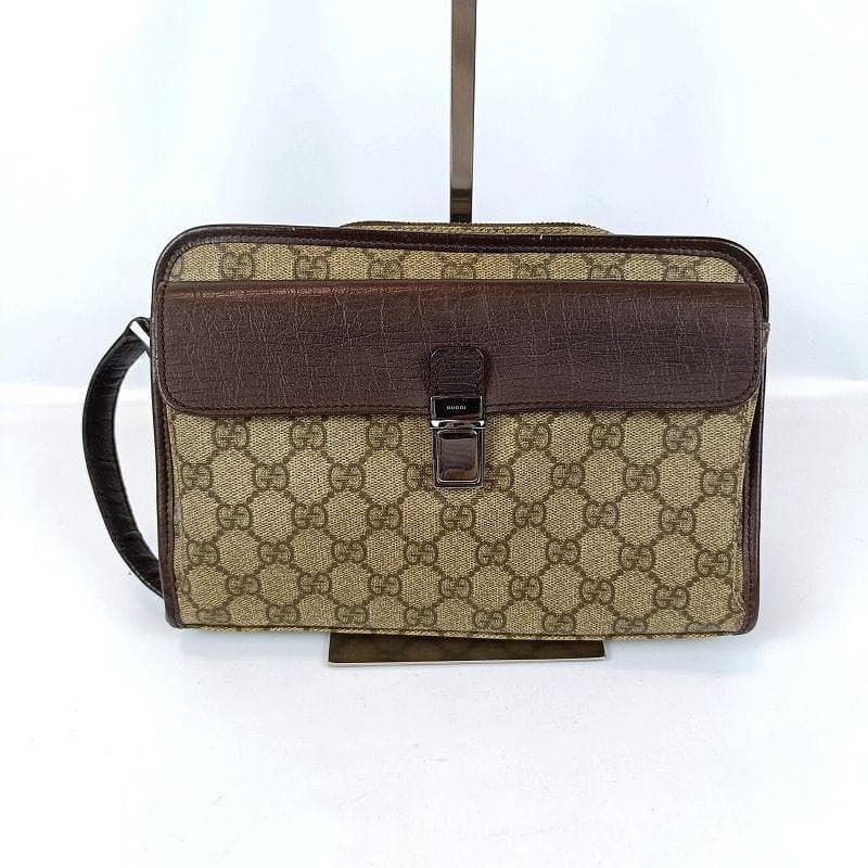 GUCCI グッチ セカンドバッグ クラッチバッグ ポーチ GGスプリーム ブラウン ベージュ 茶 メンズ GG柄 レザー PVC