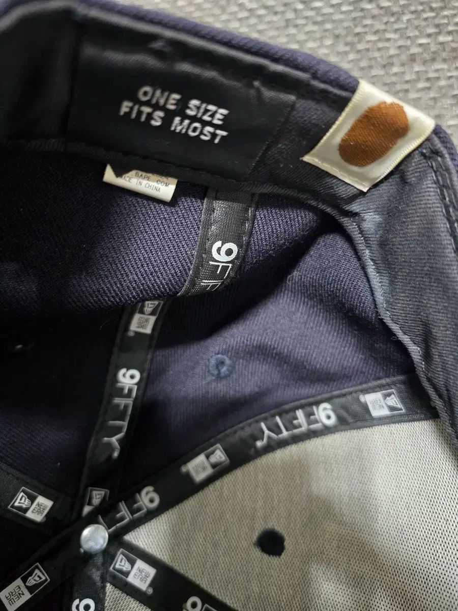  A BATHING APE® x ERA® スナップバック キャップ ベースボールキャップ その他 キャップ