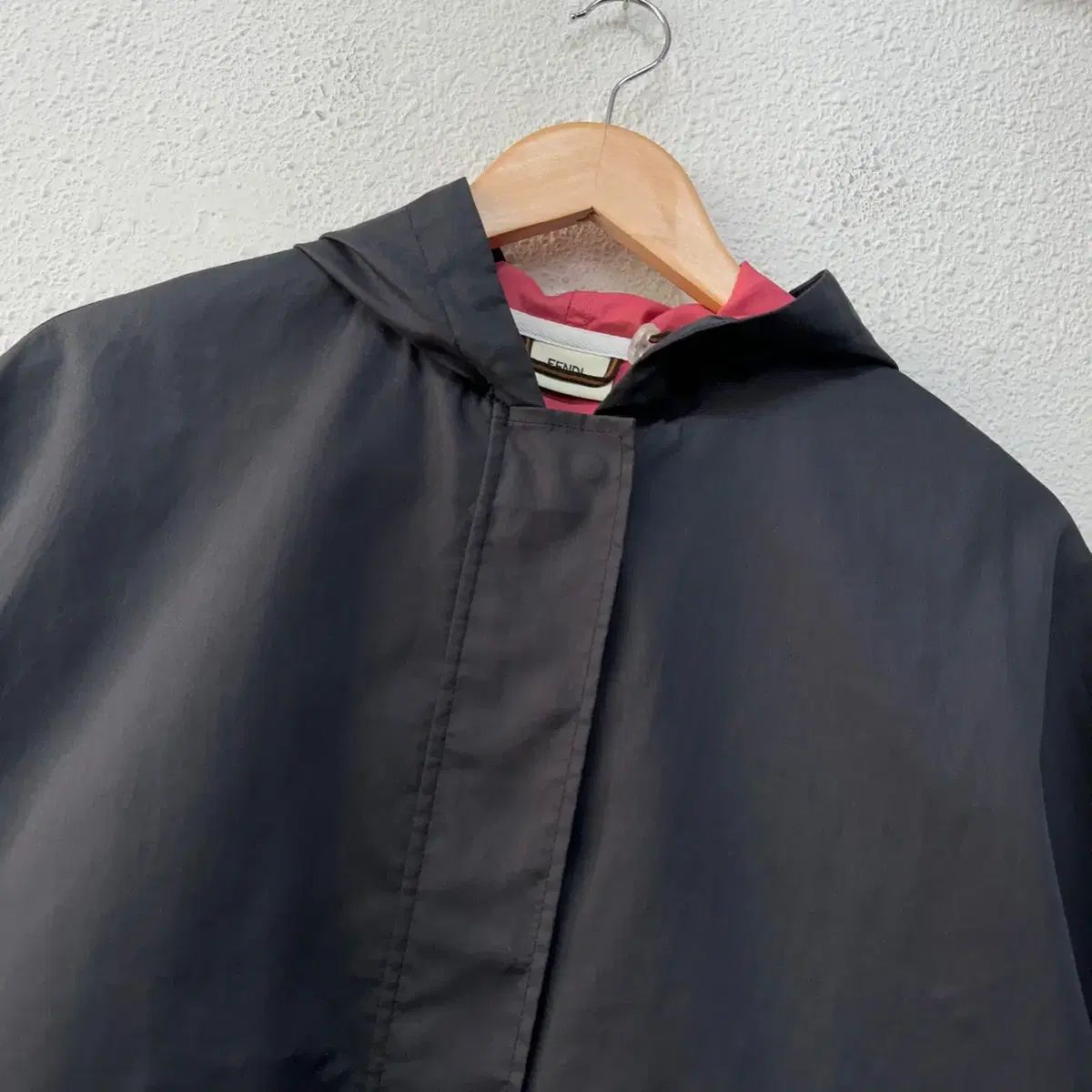 ウィンドブレーカー ジャケット