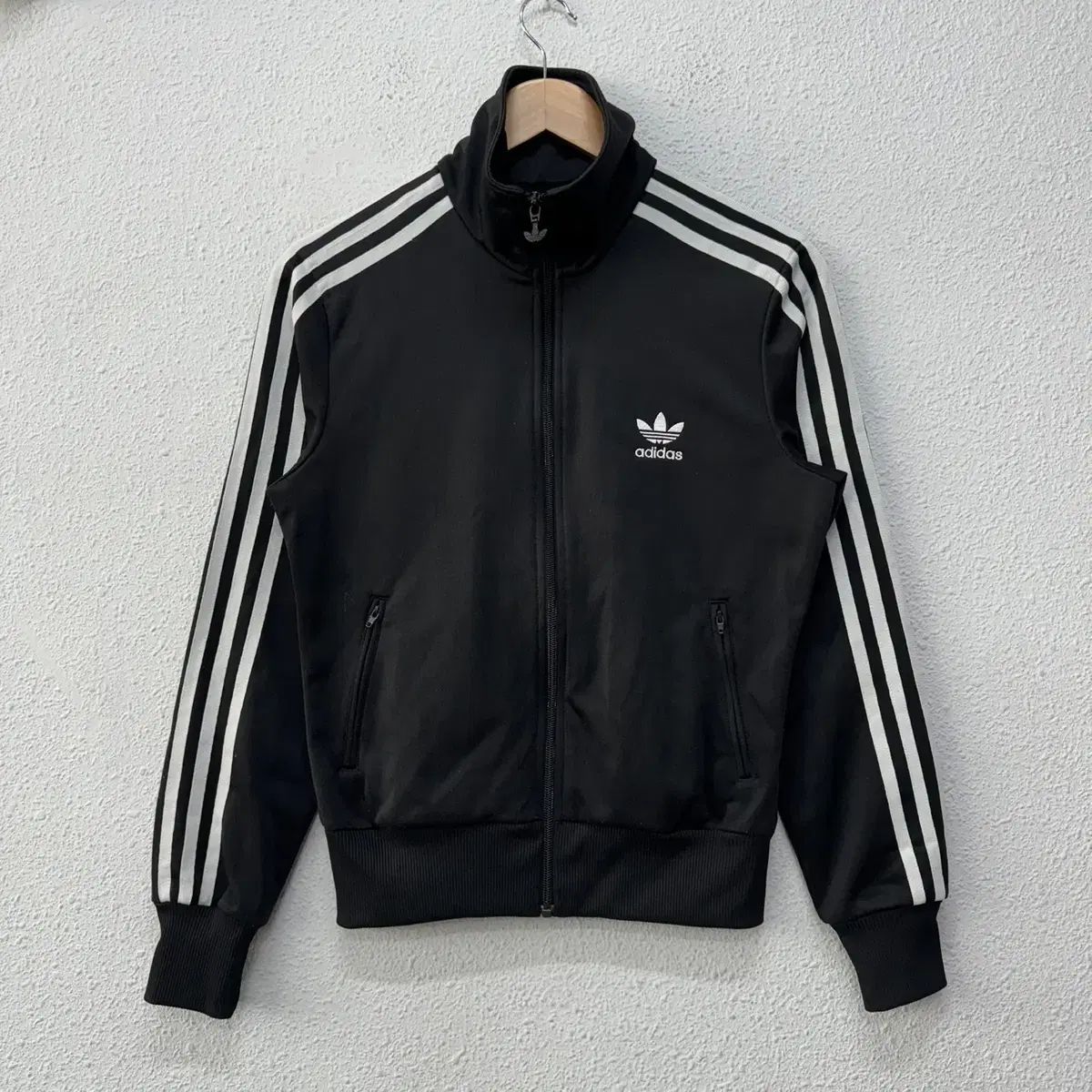 95 アディダス 黒白 ビックロゴ ファイヤーバード トラックジャージ ジップアップ ジャージ N5401