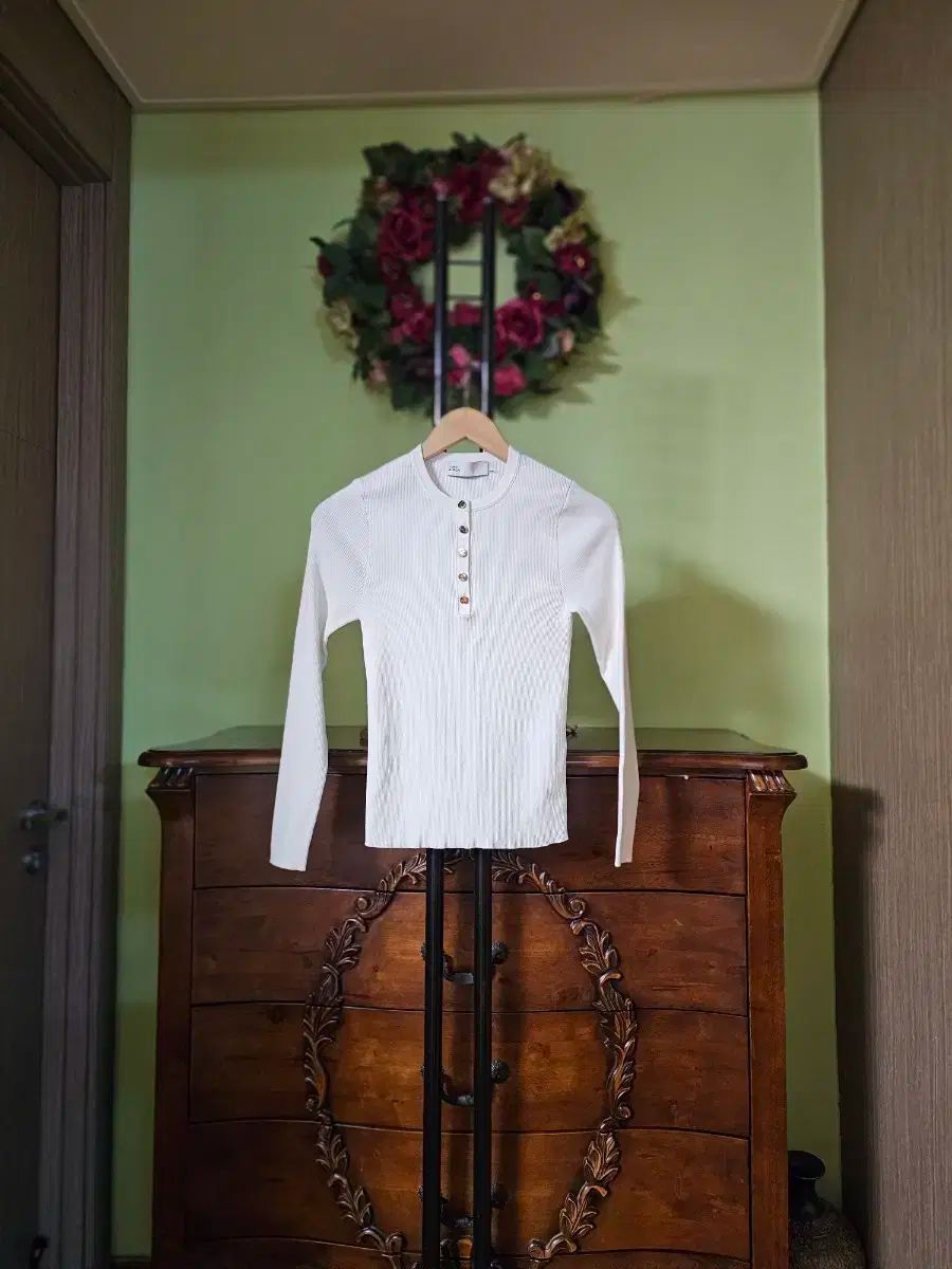 トリーバーチ Tシャツ