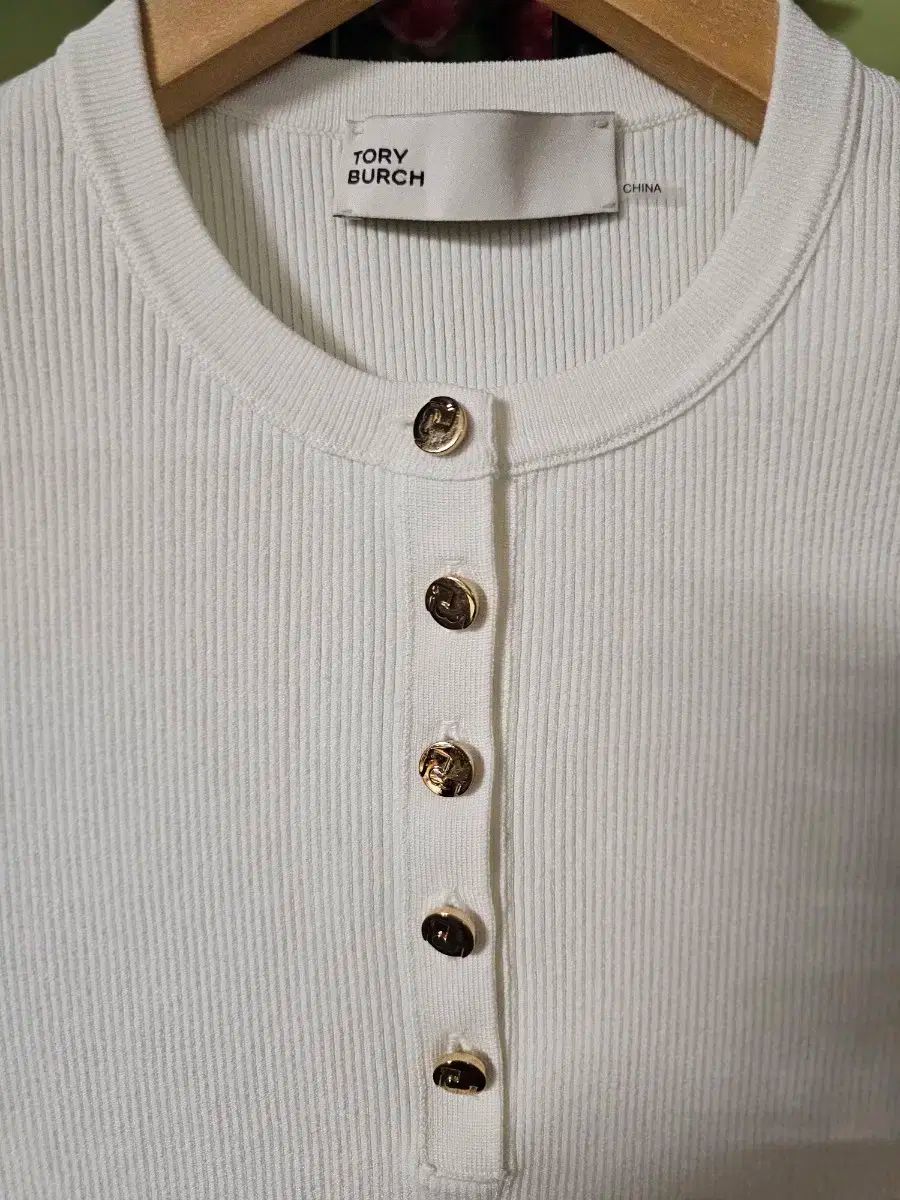 トリーバーチ Tシャツ