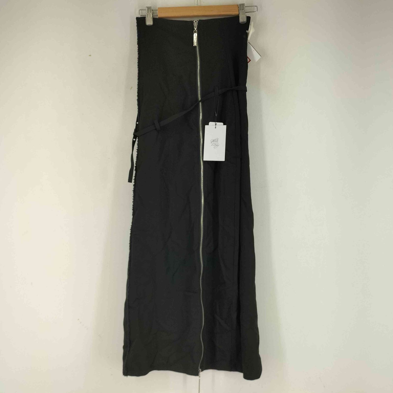 メルトザレディ Melt the lady skinny belt slit skirt レディース JPN M