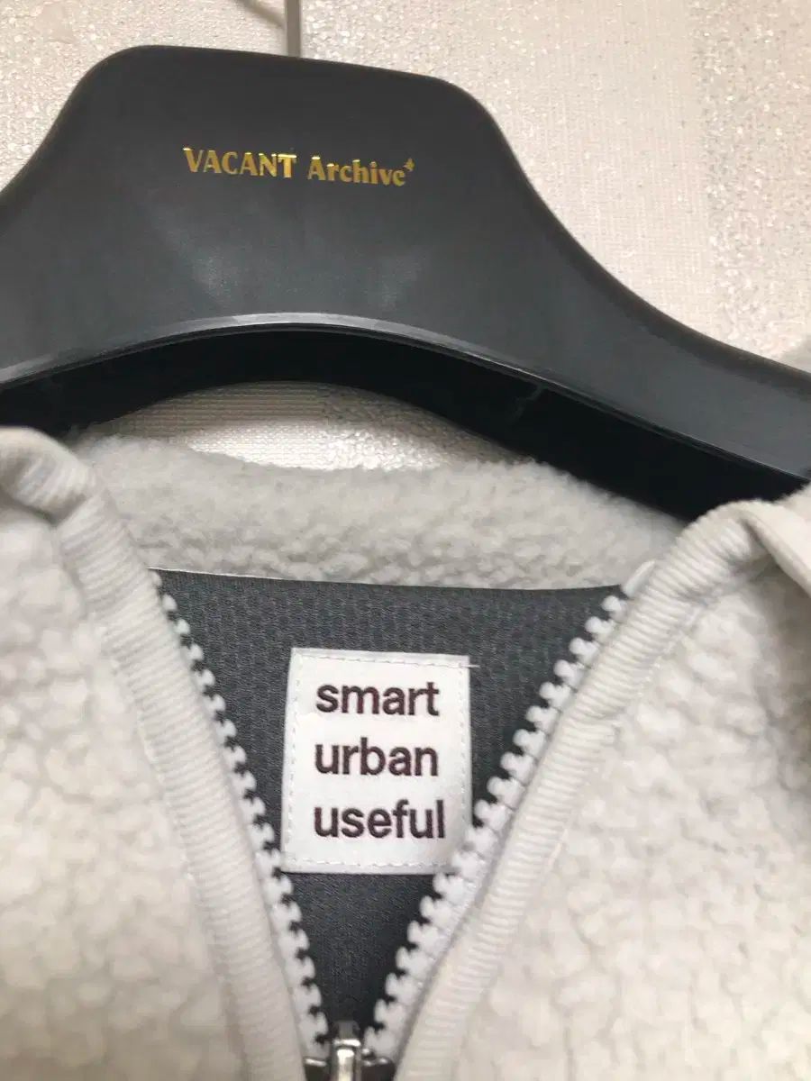 コイッセイオ スマートアーバンユーズフル フリース ジャケット