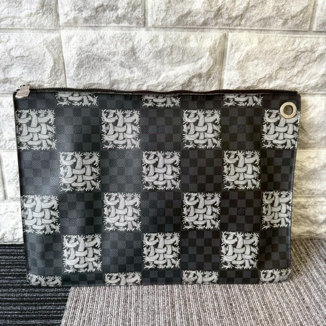 ルイ ヴィトン クリストファーネメス ダミエ グラフィット ポシェットジュール