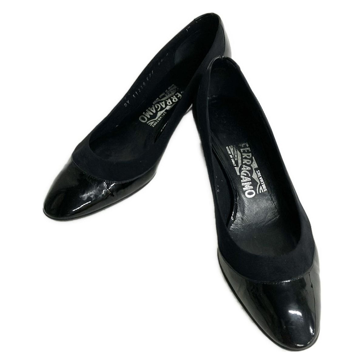 SalvatoreFerragamo サルバトーレフェラガモ パンプス 6 1 2 D レディース - 黒 レザー