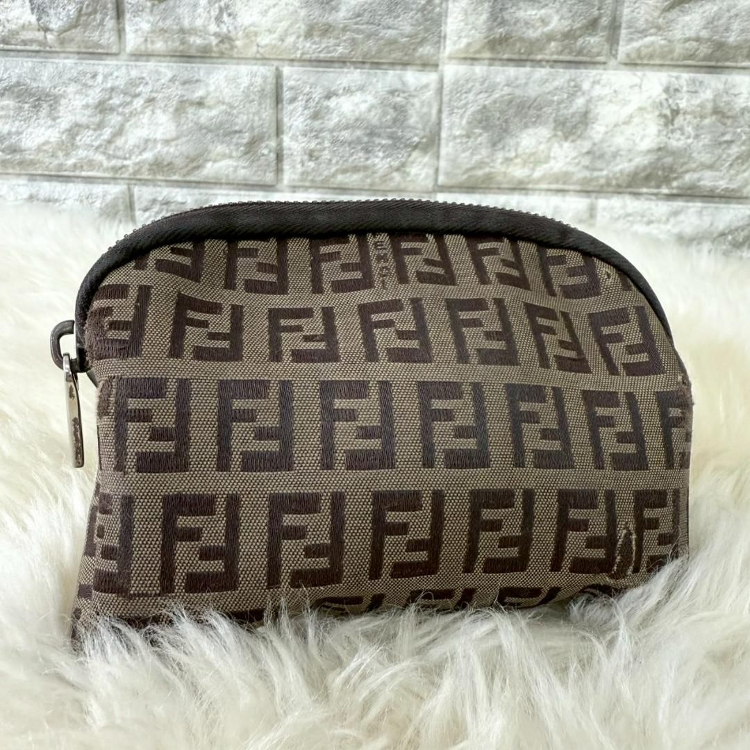 FENDI フェンディ ズッカ ポーチ 小物入れ ブラウン