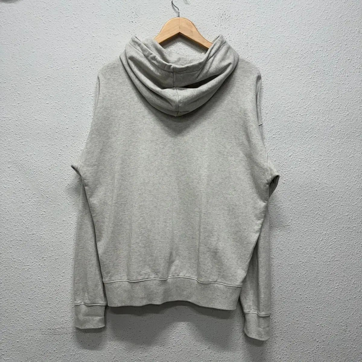 95 HAZZYS ダウンメンズ グレー CHECKクマ 刺繍 WHO Tシャツ N5483