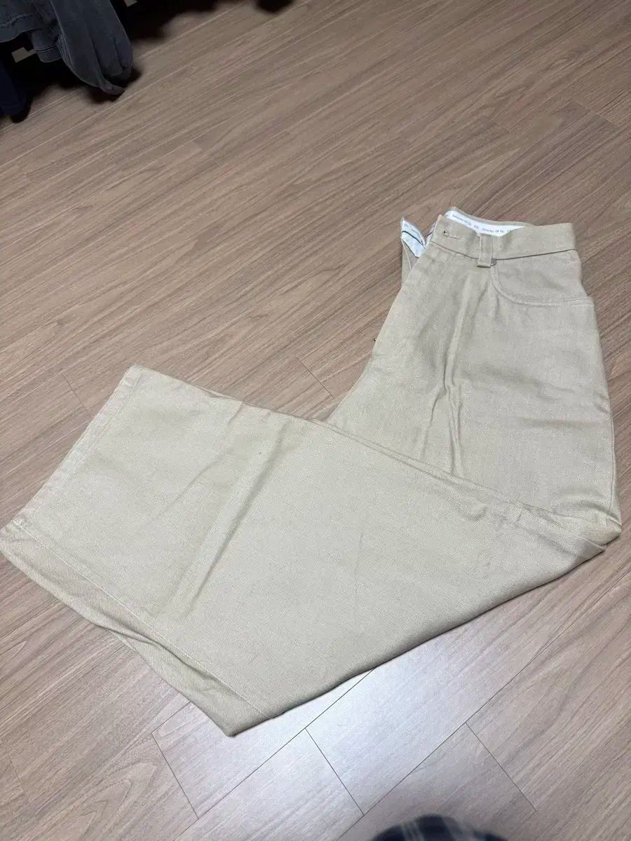 STUオフィス ワイド コットン パンツ M ベージュ