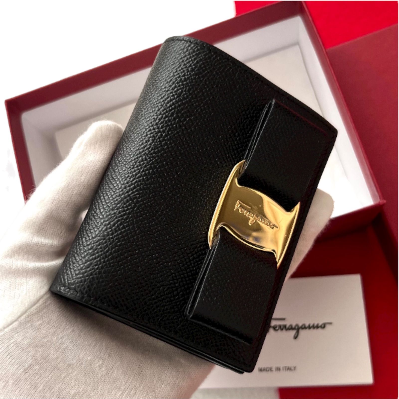 二つ折り財布 黒