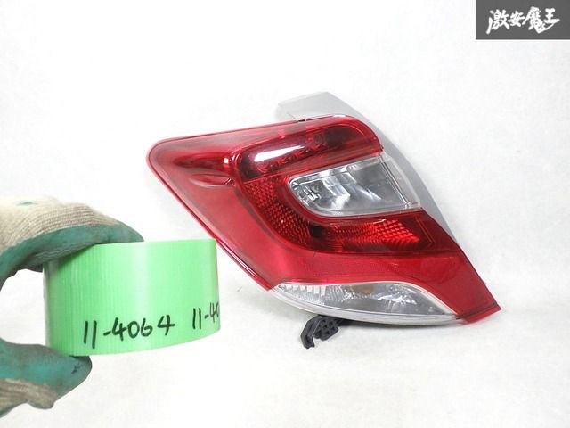 保証付！即発送】トヨタ純正 NSP130 ヴィッツ テールライト