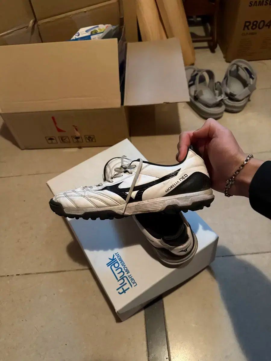 mizuno ミズノ モレリア NEO 250