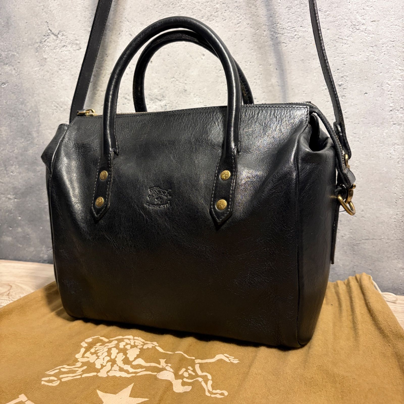 売り直営 2way イルビゾンテ ショルダーバッグ レザー 本革 黒 クロコ