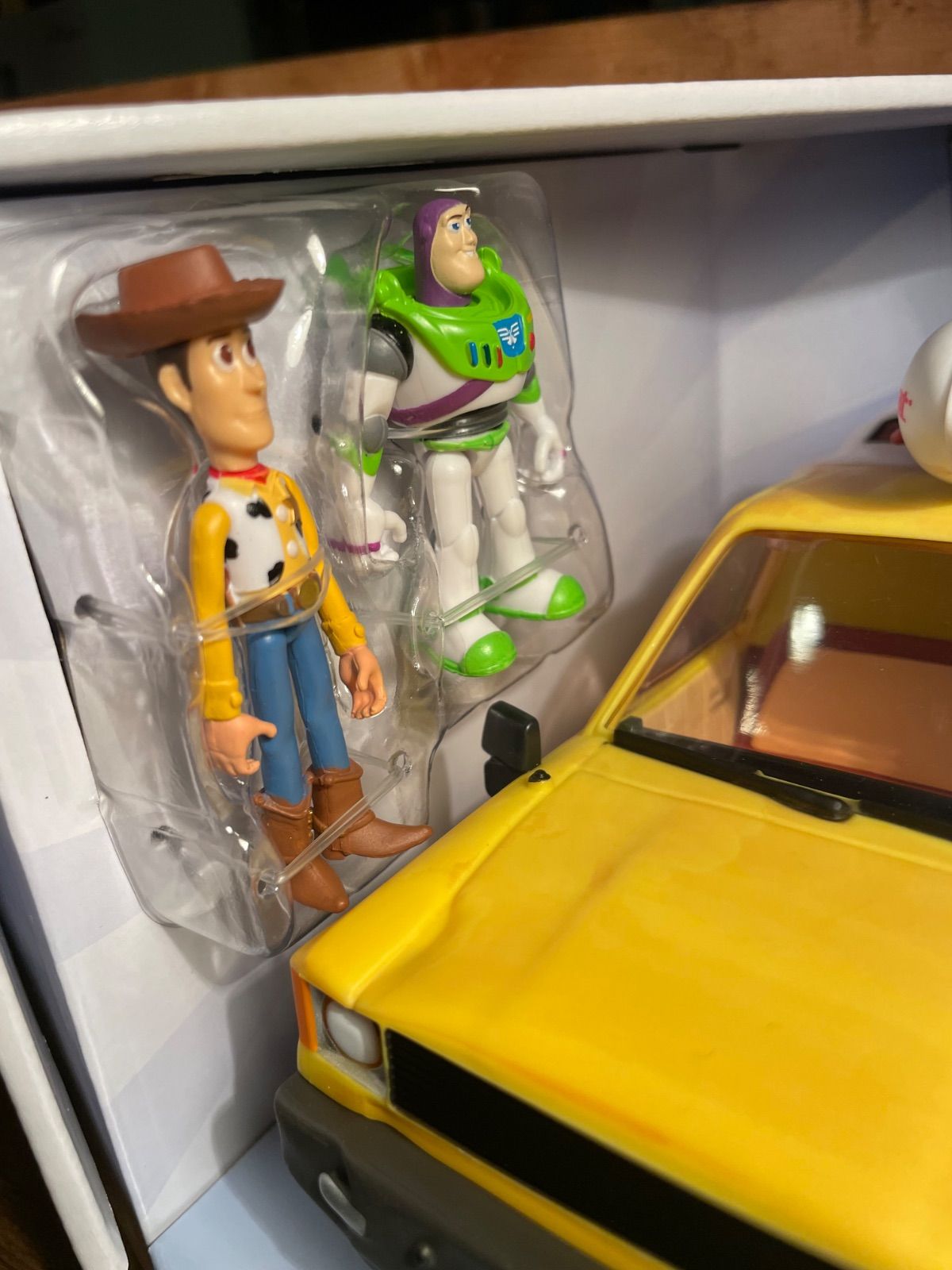 【希少】ウッディ＆バズ・ライトイヤー おもちゃ ピザ・プラネット・トラック 希少】ウッディ＆バズ・ライトイヤー おもちゃ ピザ・プラネット・トラック