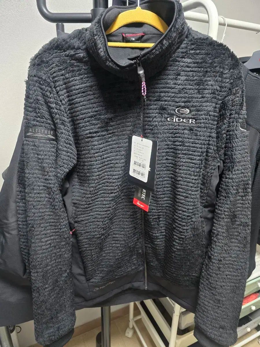 アイダー ポーラテック ジップアップ ジャケット ほぼ