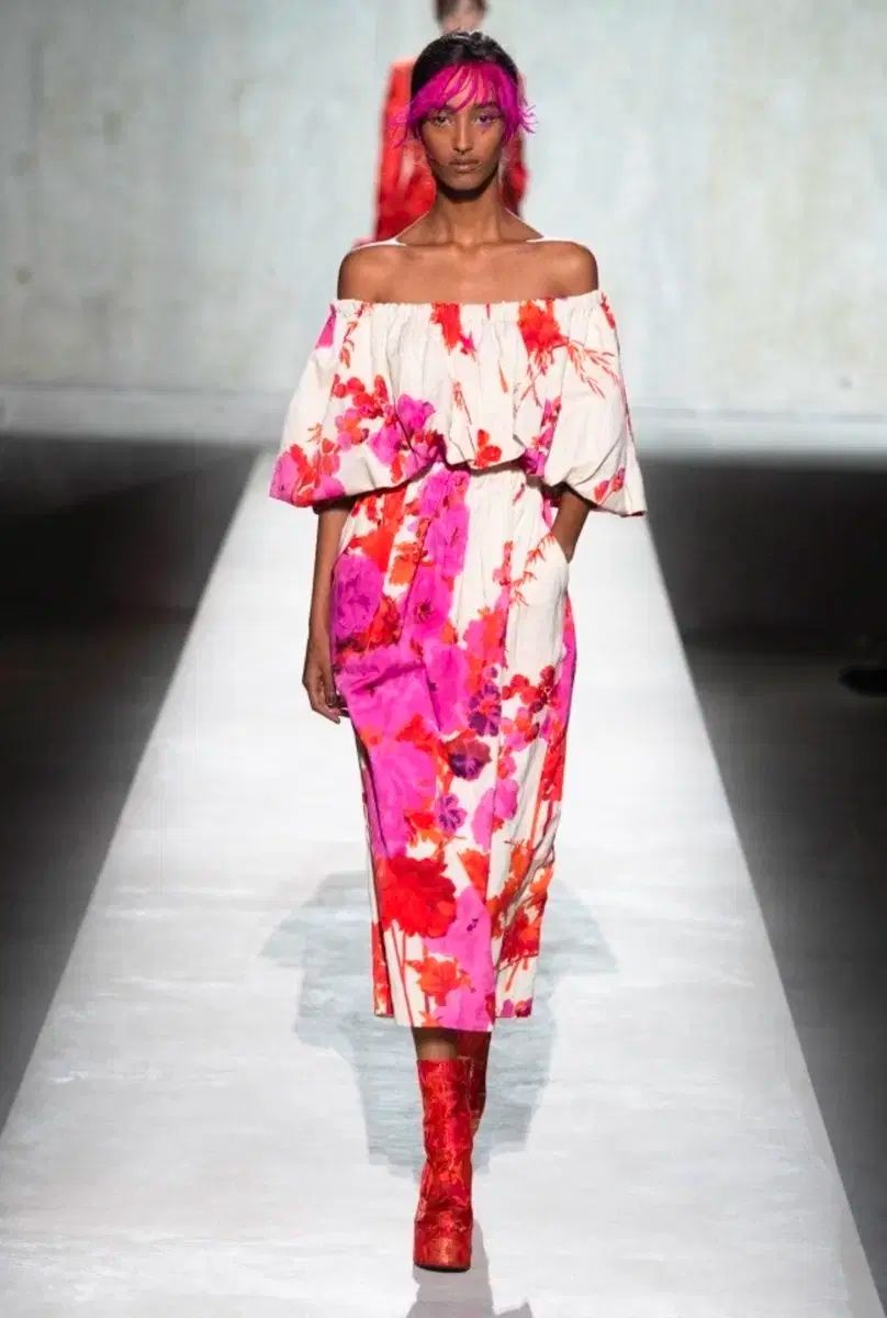 ドリスヴァン ノートン オフショルダー ロング ONE PIECE 状態良し