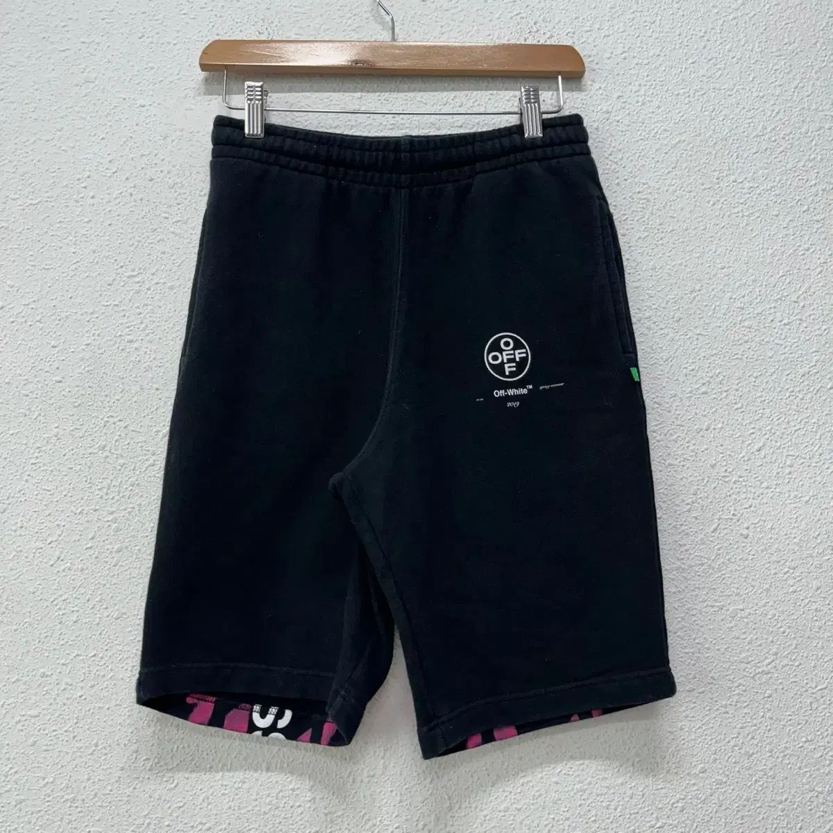 XS オフホワイト メンズ コットン アロー ハーフパンツ N5734