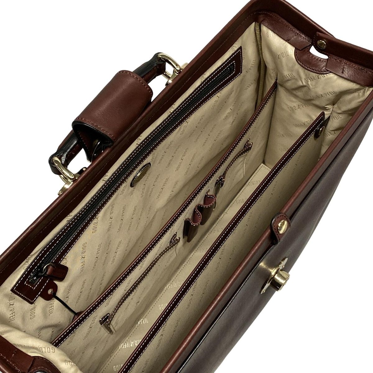 トランクケース -