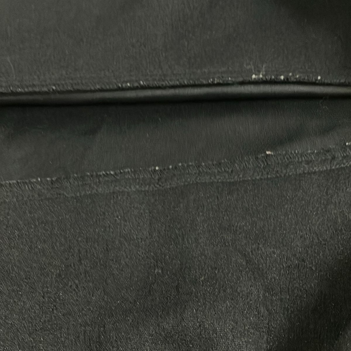 - ダークネイビー