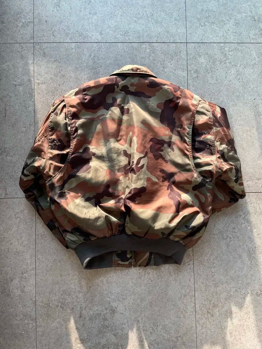 US AIR FORCE カモフラージュ フライトジャケット WWW_KANDAIZUMI_COM