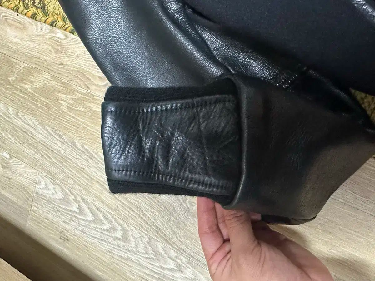 ゴールデンベア ブラック スタジャン ショール レンダムワーク版 Lサイズ KANDAIZUMI_COM