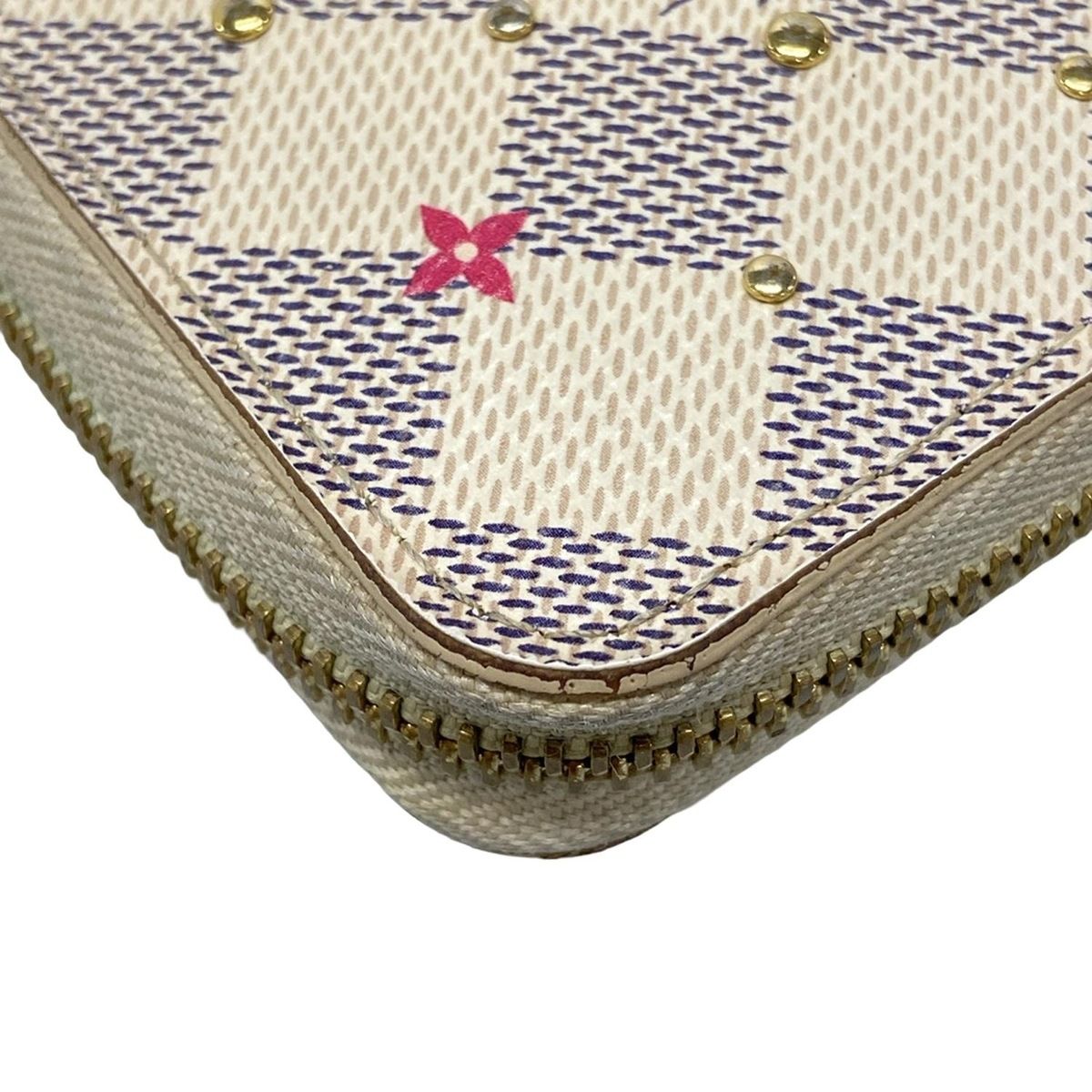 ダミエスタッズ