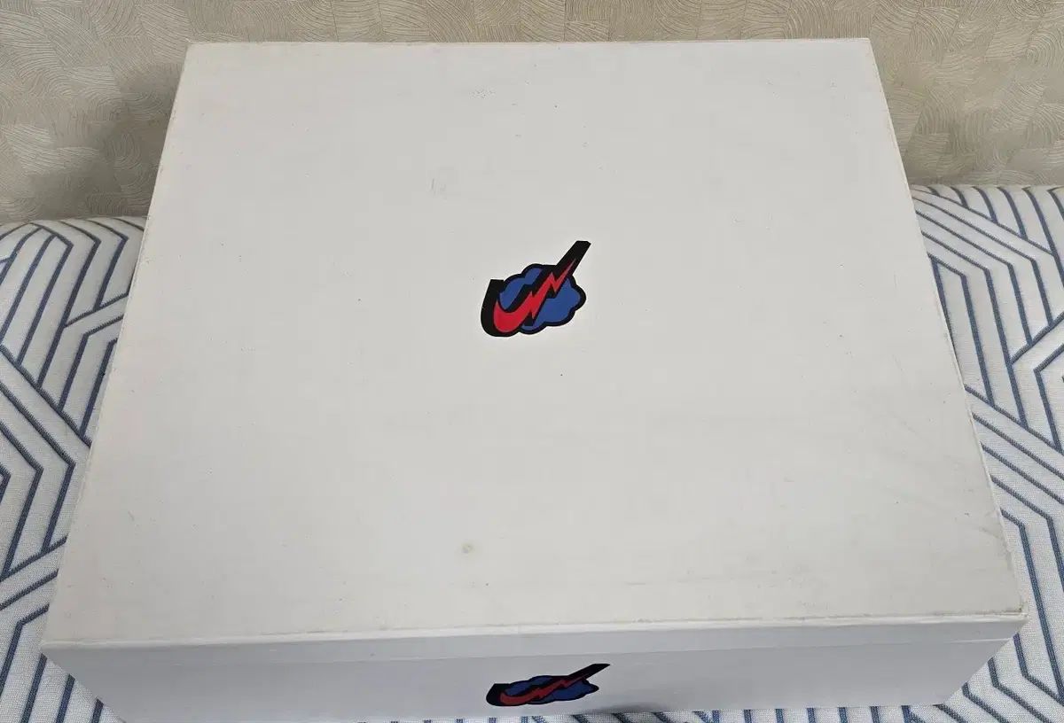 ブルー ホワイト