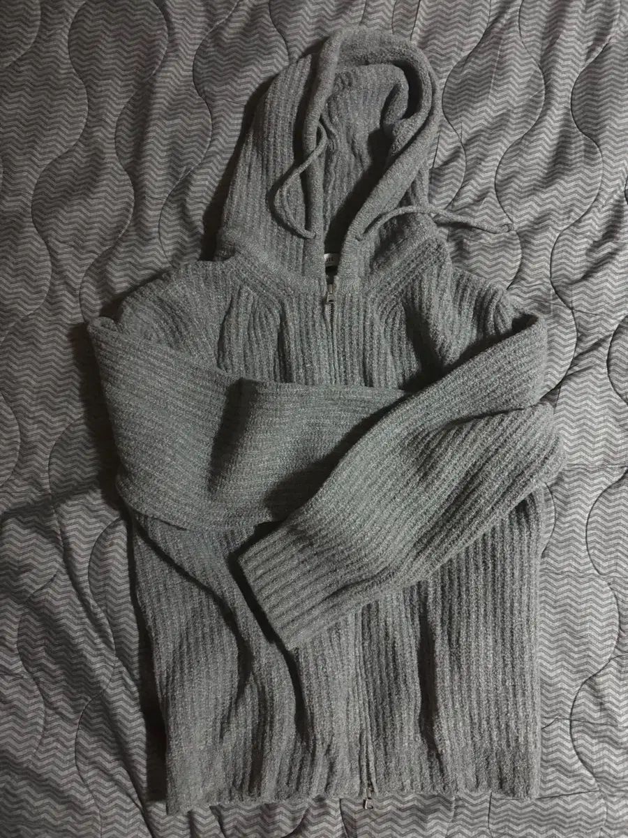 ベルリエ 럼피フーディー ジップアップ メランジ グレー